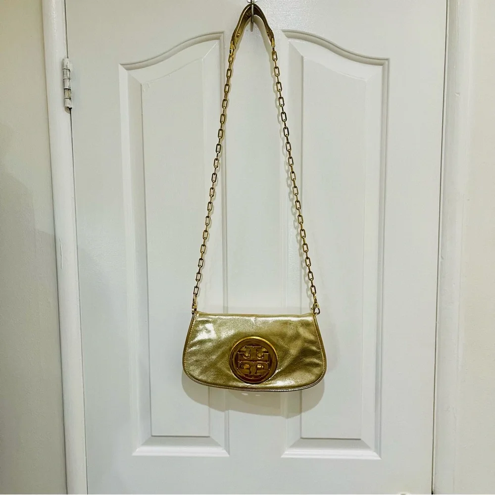 Tory Burch Reva Gold Chain Shoulder Bag - Picture 5 of 16